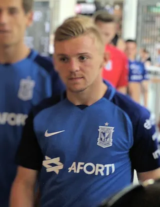 Камил Юзвяк