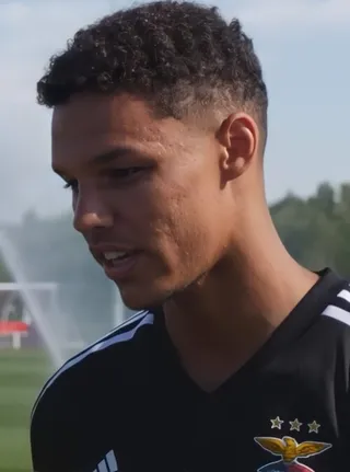 Александер Ба