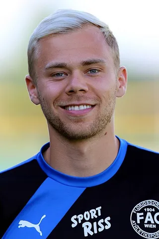 Александер Шлагер