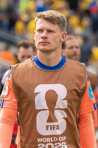 Александер Нюбель